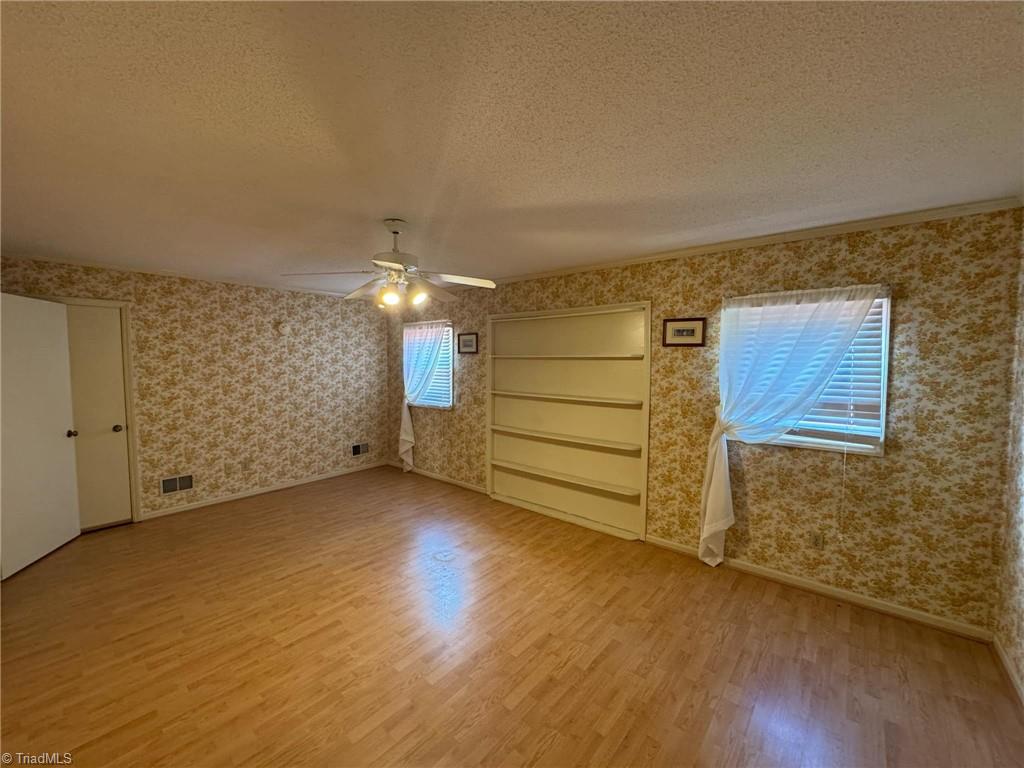 property viewer photo 17