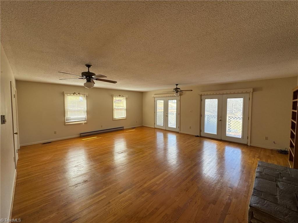 property viewer photo 5