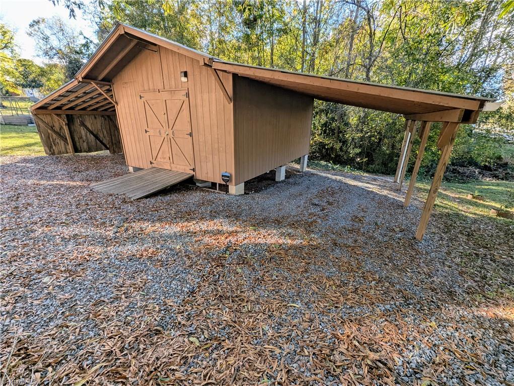 property viewer photo 46
