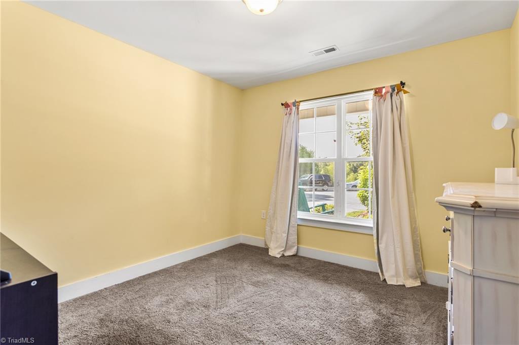 property viewer photo 11