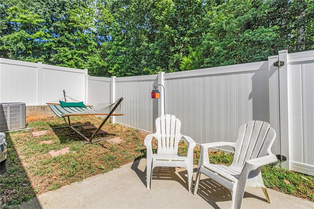 property viewer photo 14