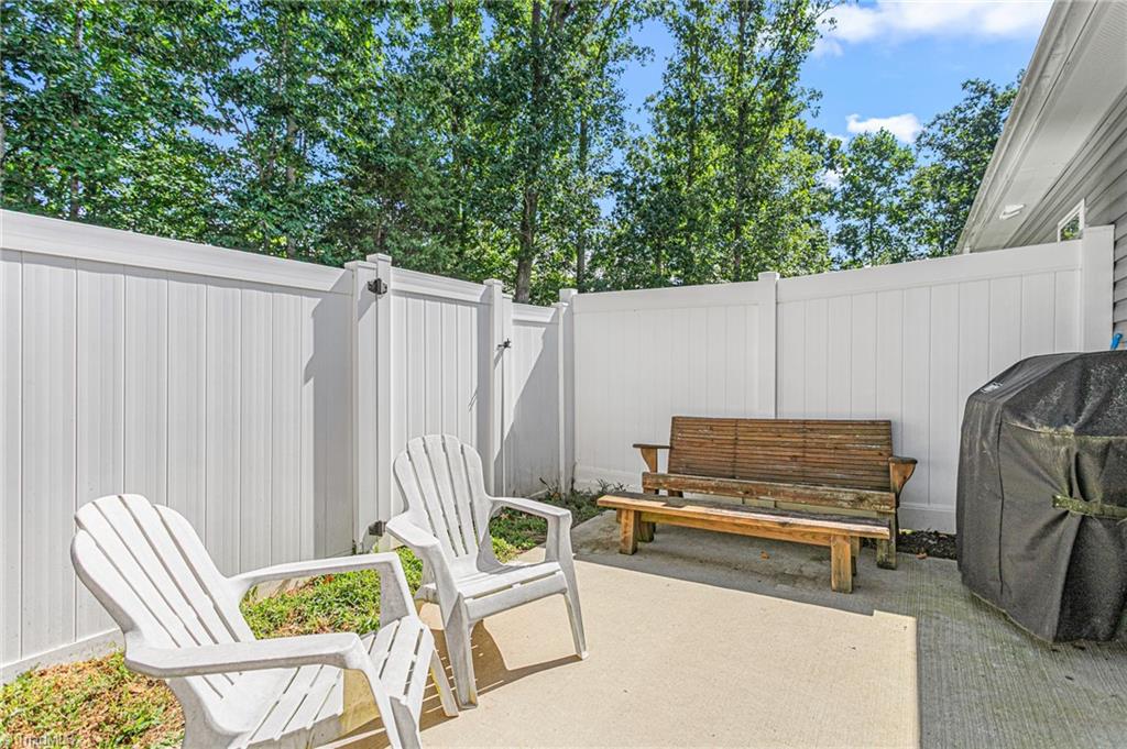 property viewer photo 15