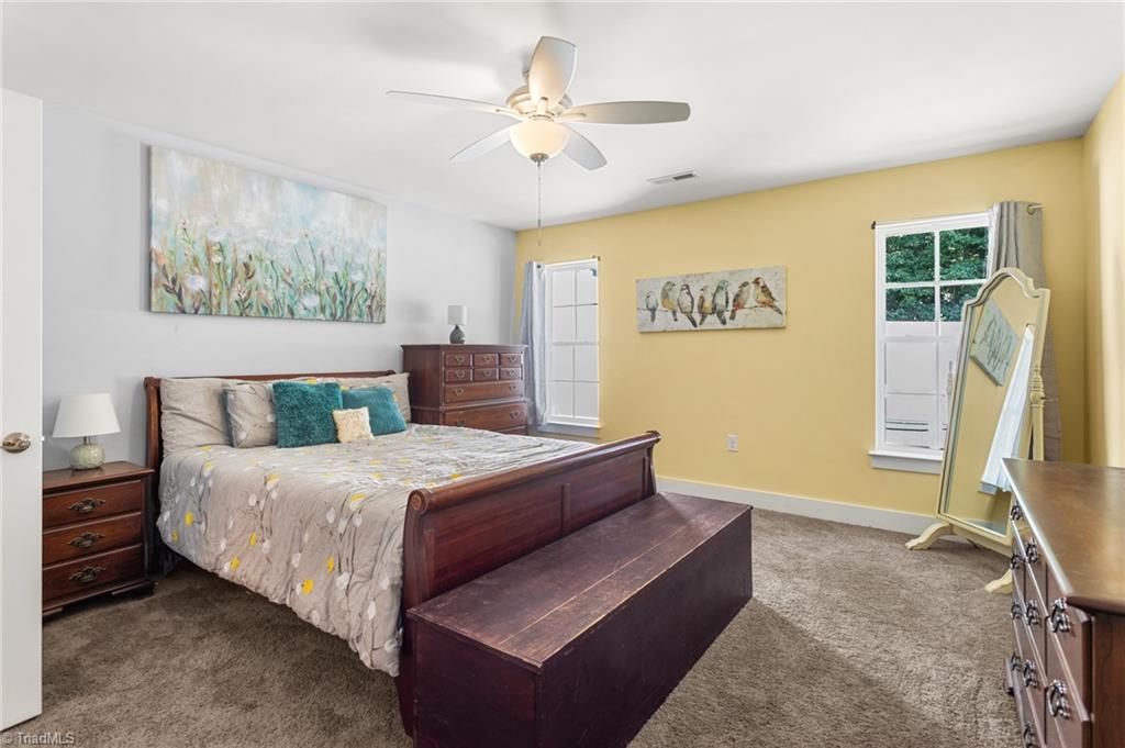 property viewer photo 8