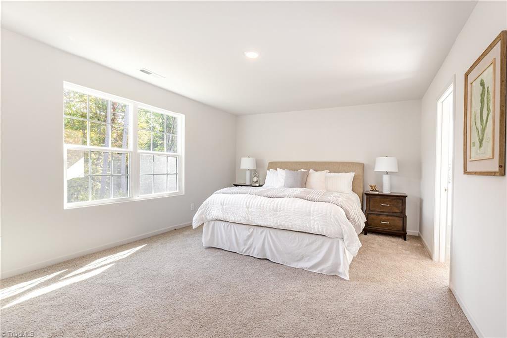 property viewer photo 10