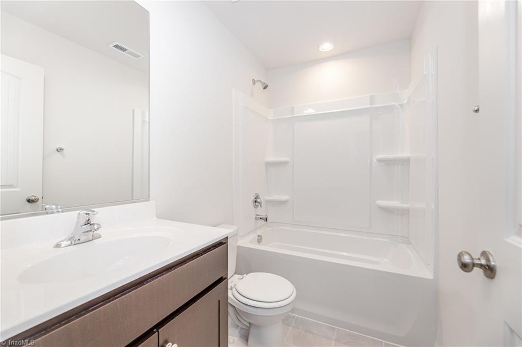property viewer photo 15