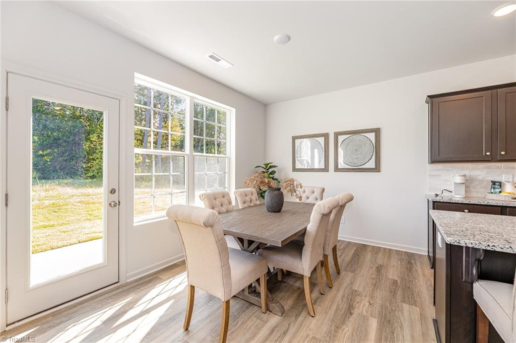 property viewer photo 6