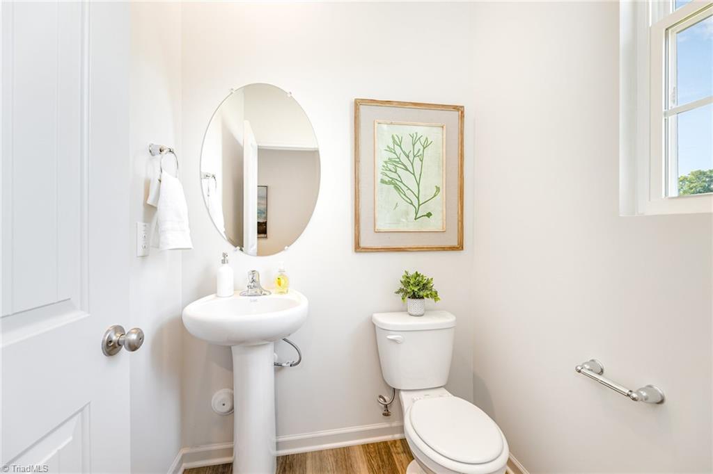 property viewer photo 8