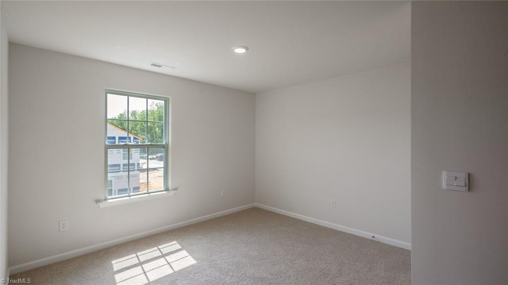 property viewer photo 15