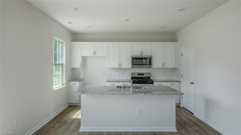property viewer photo 5
