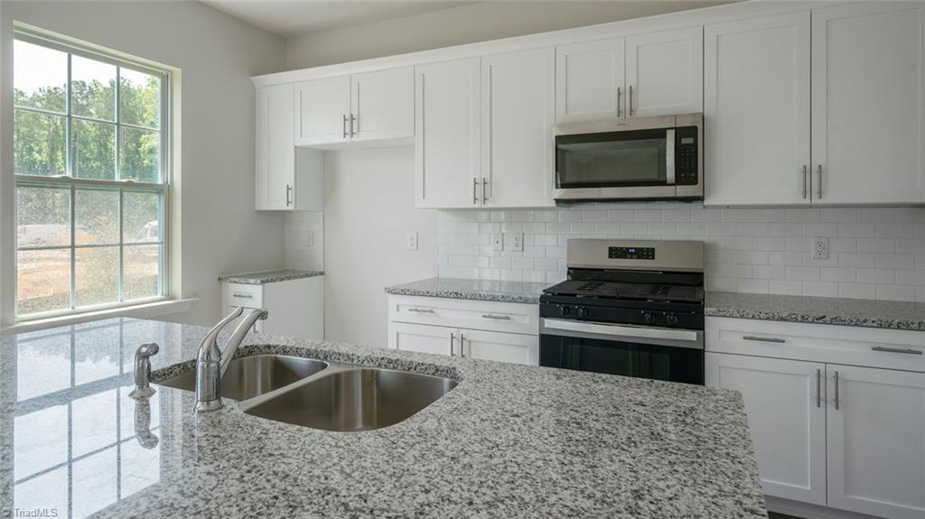 property viewer photo 8