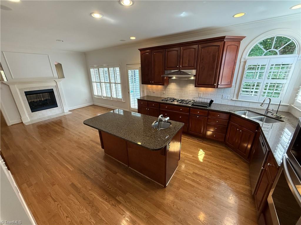 property viewer photo 14