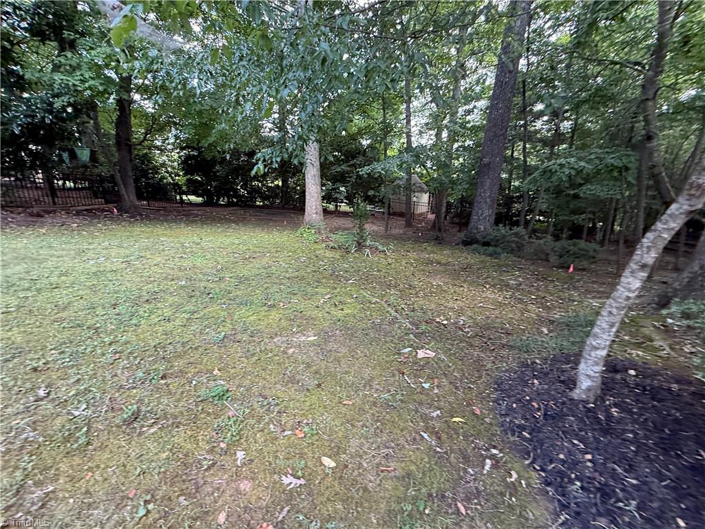 property viewer photo 2
