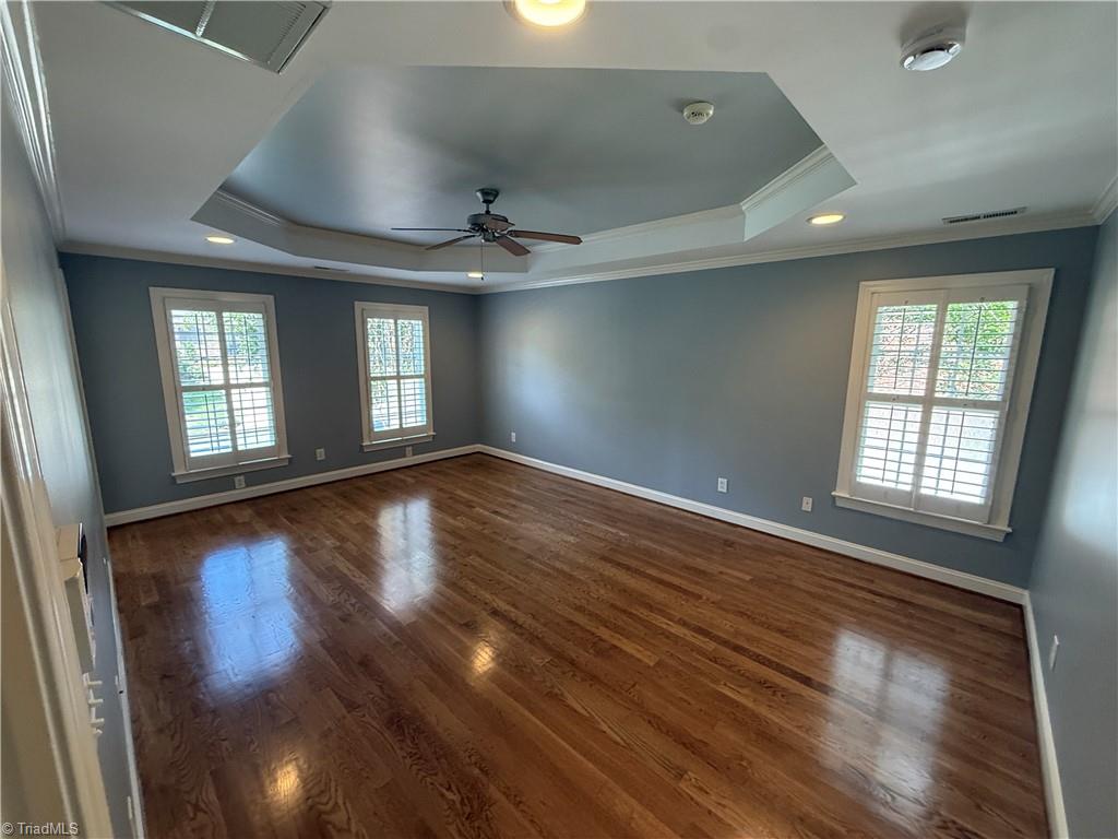 property viewer photo 27