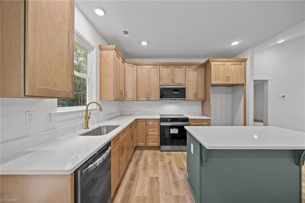 property viewer photo 10