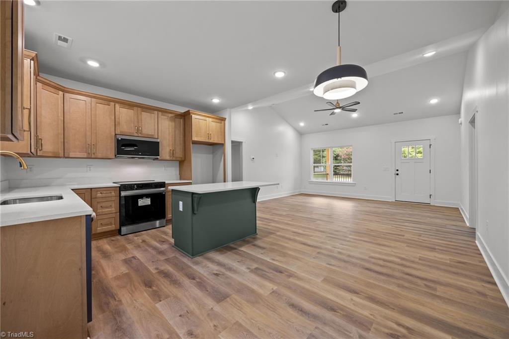 property viewer photo 12