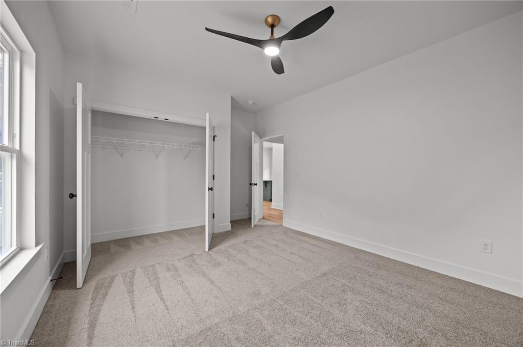 property viewer photo 26