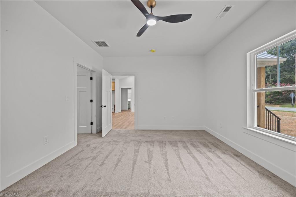 property viewer photo 28