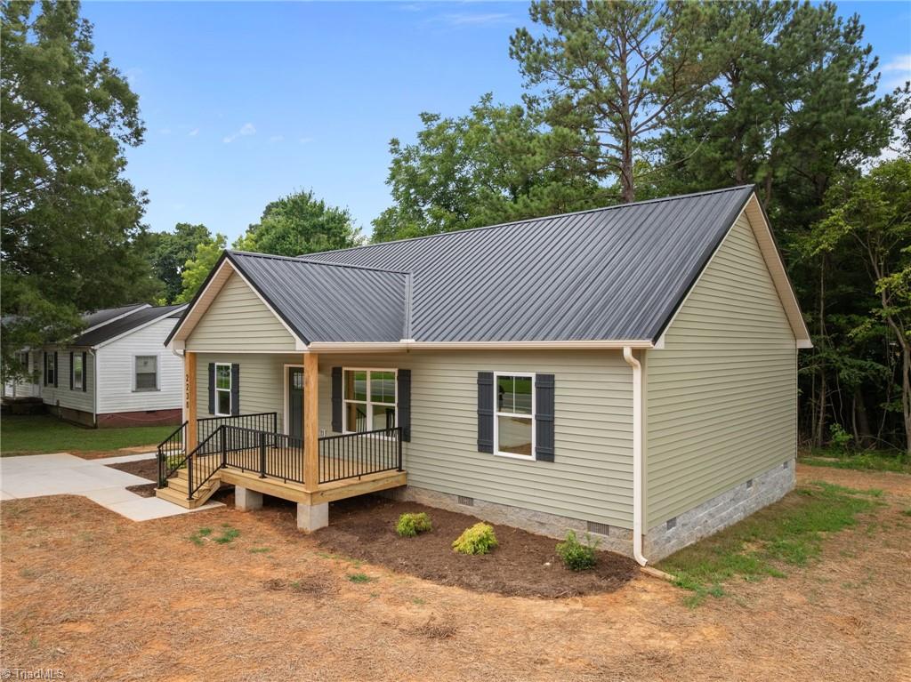 property viewer photo 3