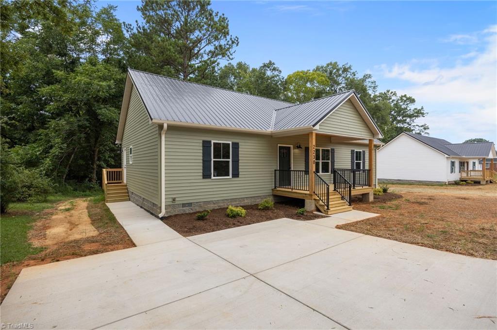 property viewer photo 35