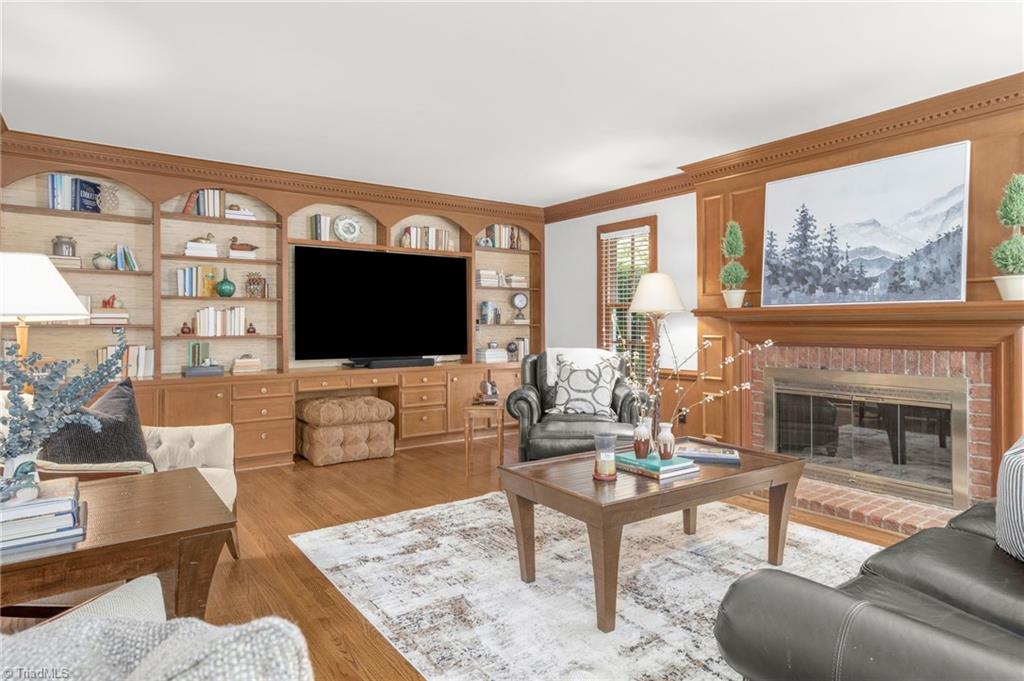 property viewer photo 17