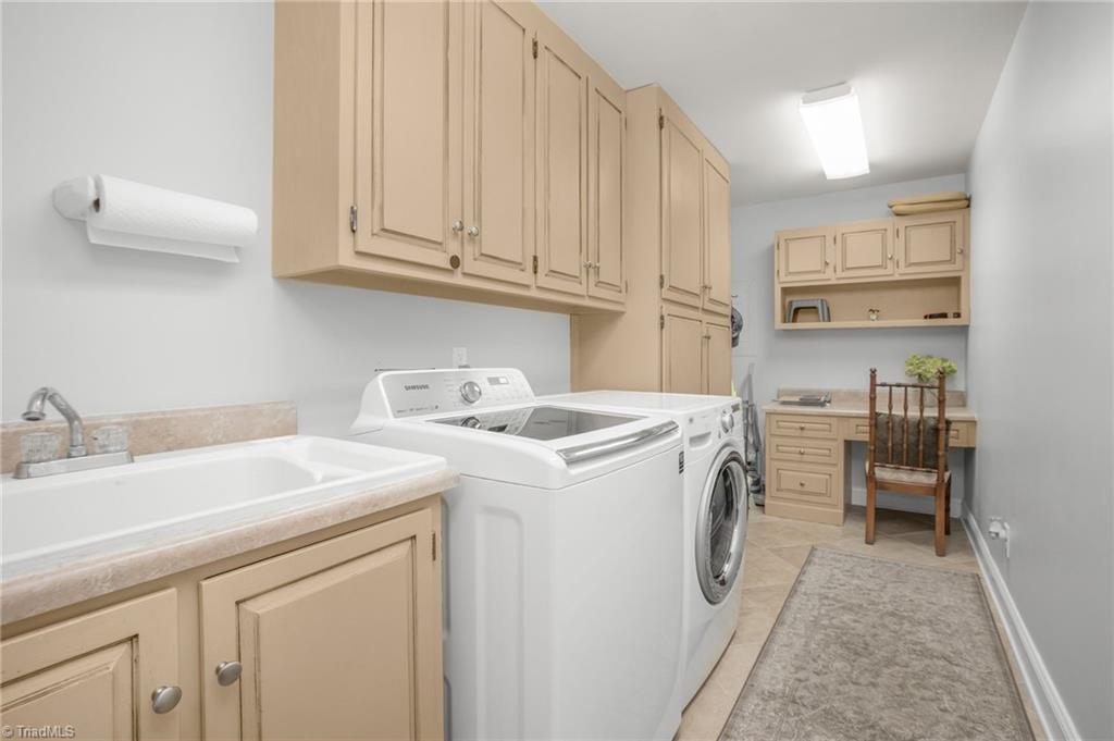 property viewer photo 19