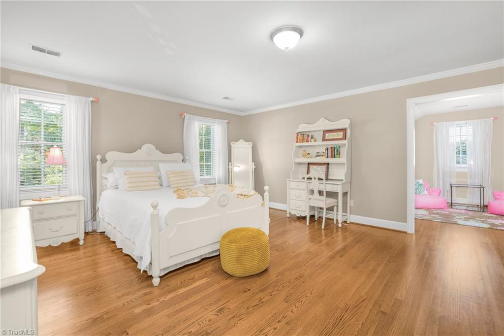 property viewer photo 28