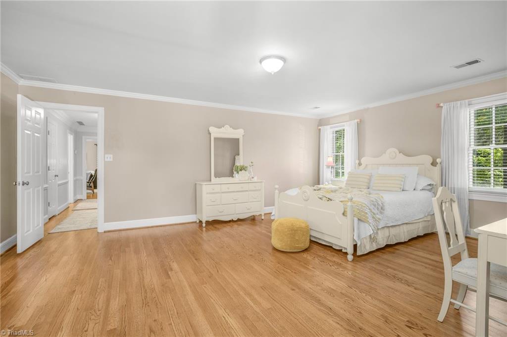property viewer photo 29