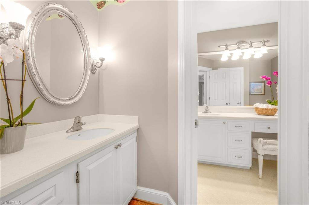 property viewer photo 32