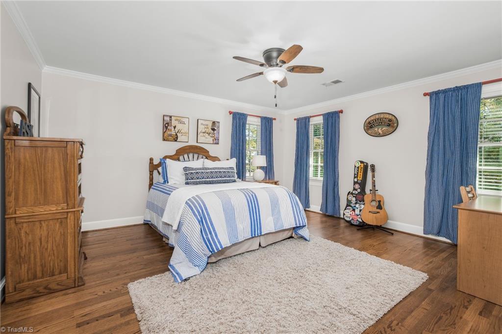 property viewer photo 34