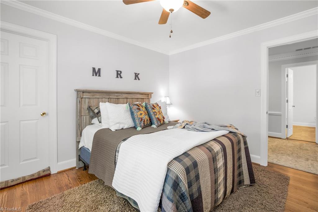 property viewer photo 36