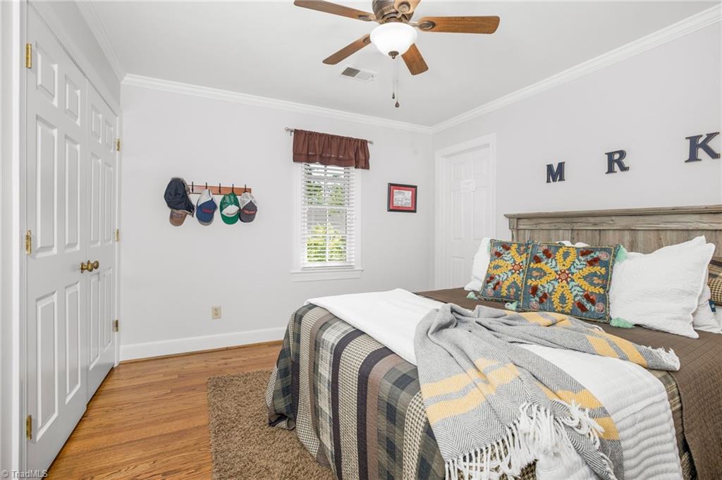 property viewer photo 37