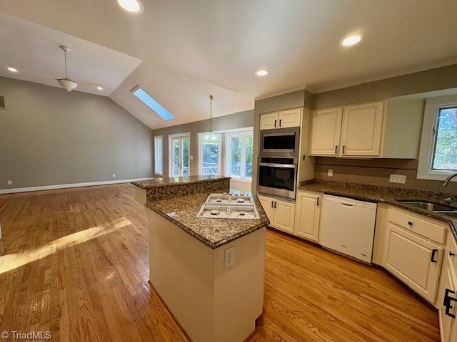 property viewer photo 13