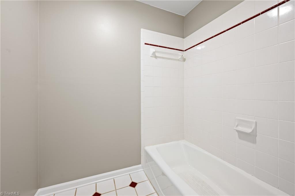 property viewer photo 28