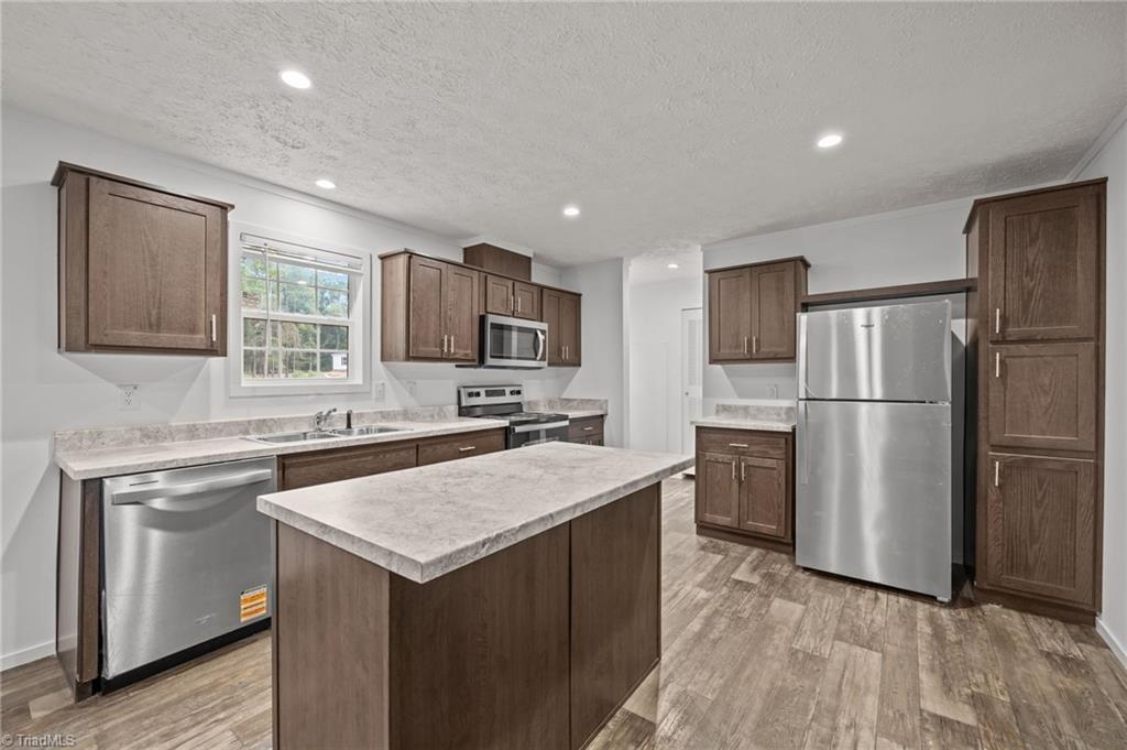 property viewer photo 6