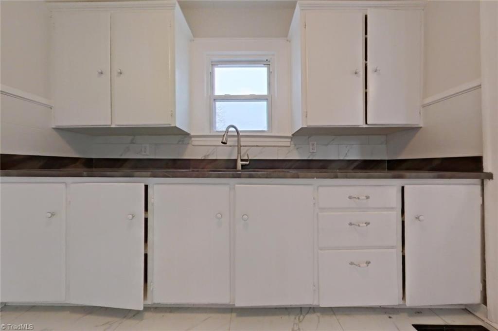 property viewer photo 1