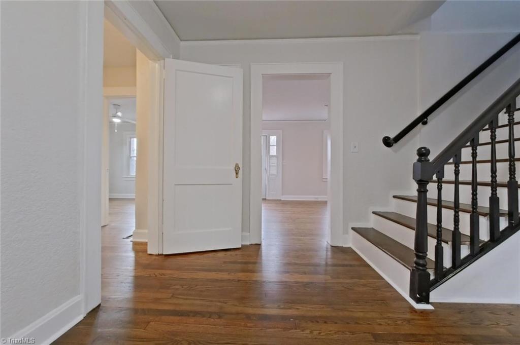 property viewer photo 14