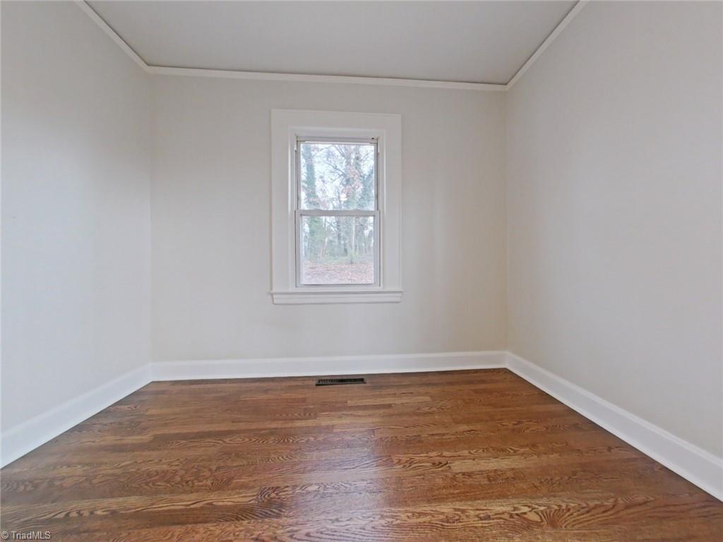 property viewer photo 3