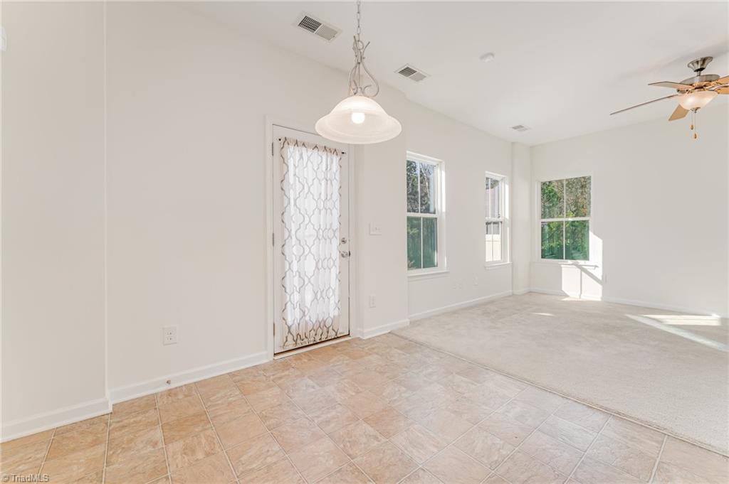 property viewer photo 12