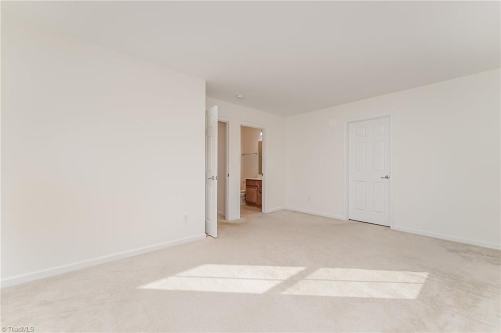 property viewer photo 24