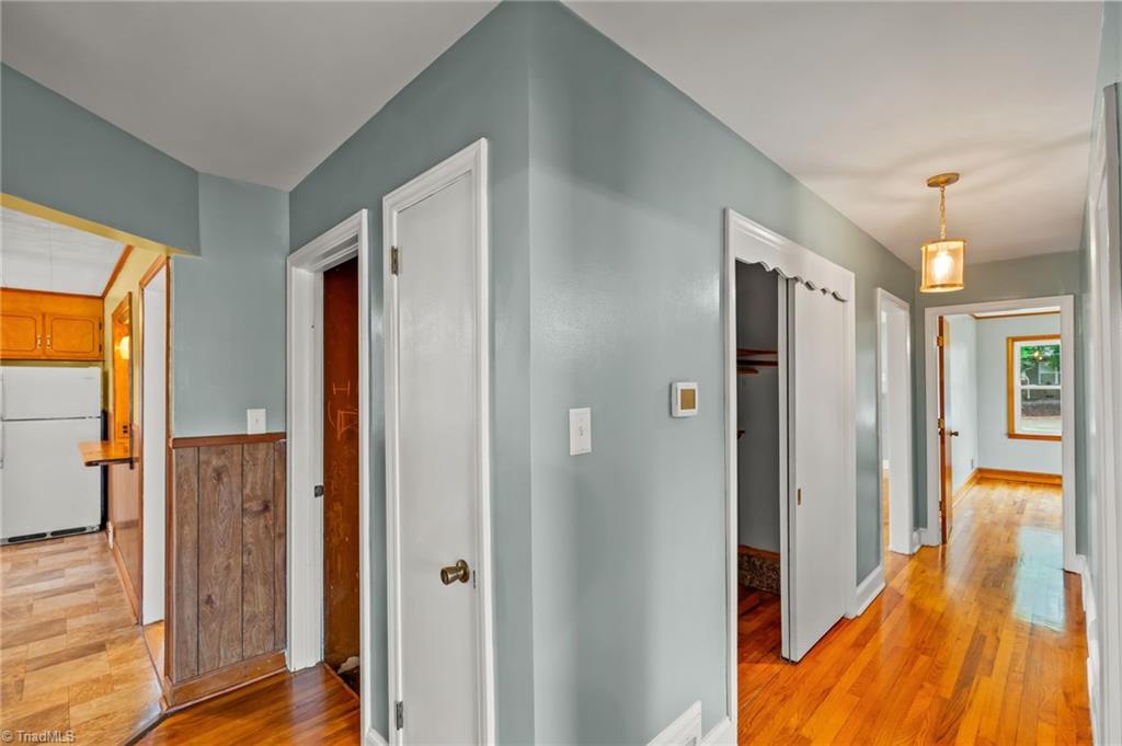 property viewer photo 18