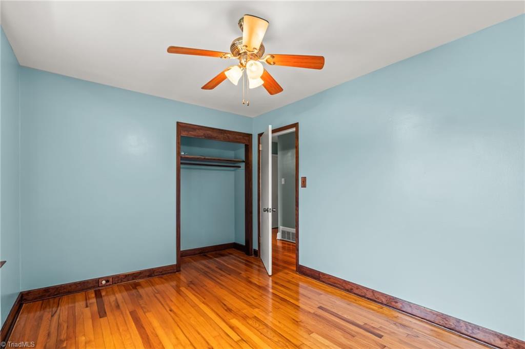 property viewer photo 22