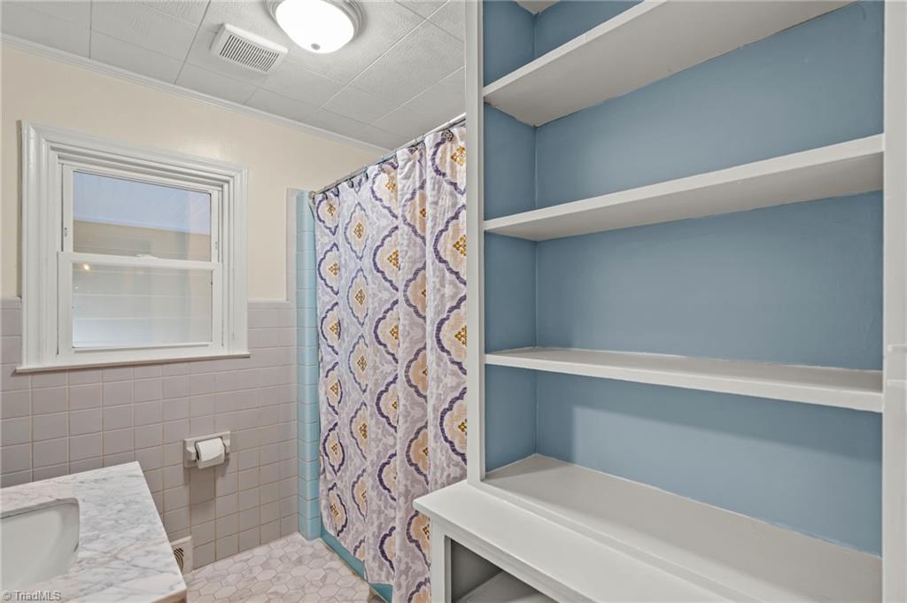 property viewer photo 24