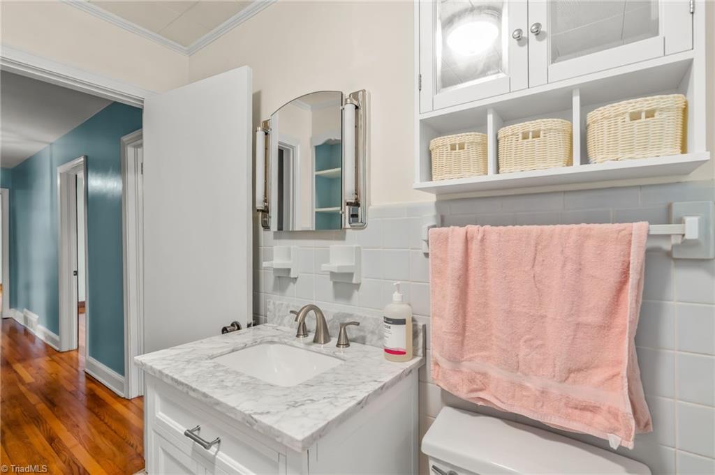 property viewer photo 25