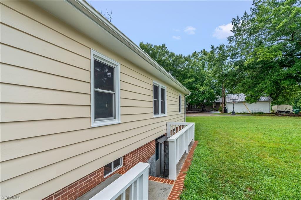 property viewer photo 37