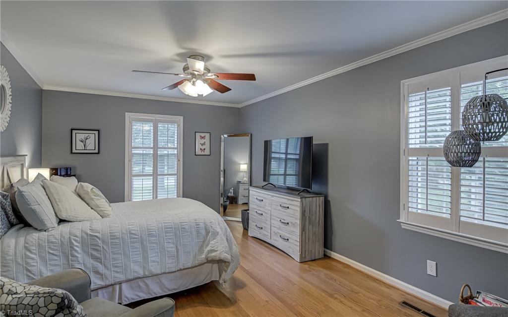 property viewer photo 17