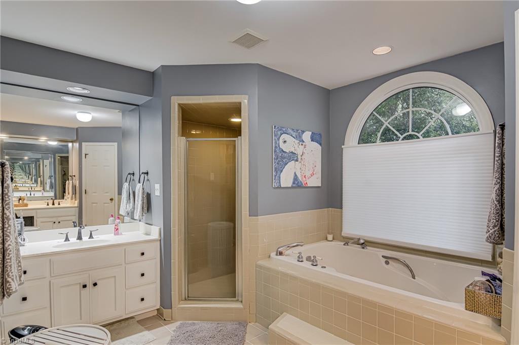 property viewer photo 19