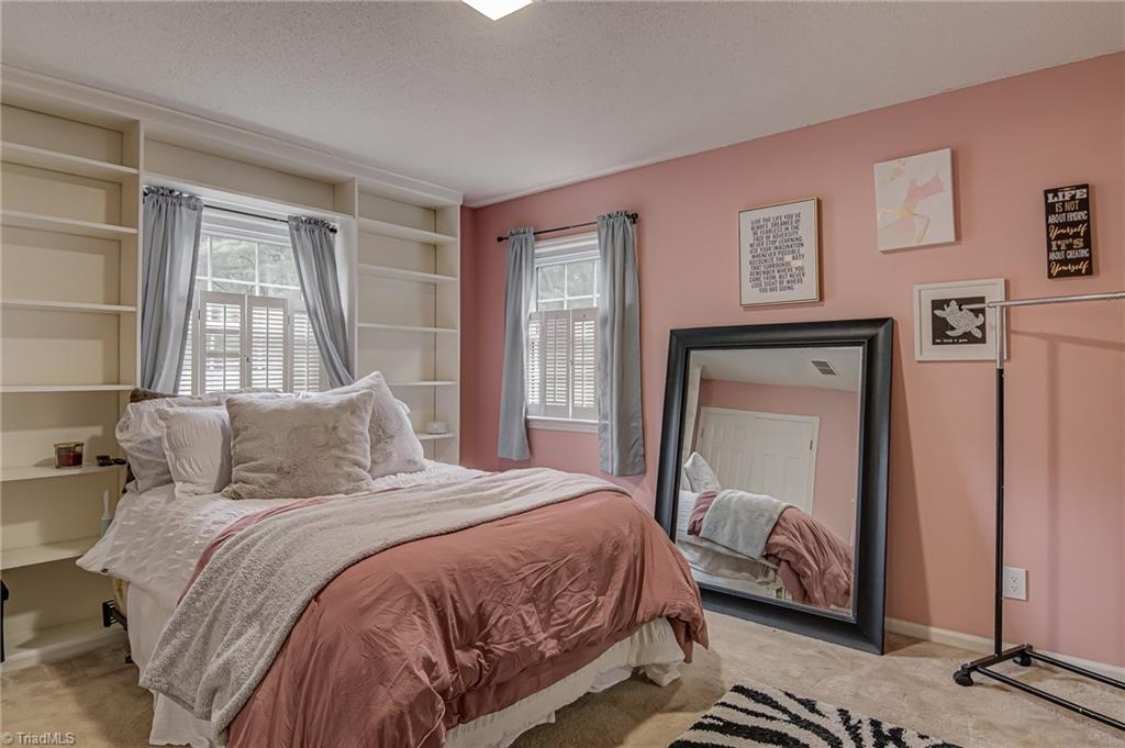 property viewer photo 24