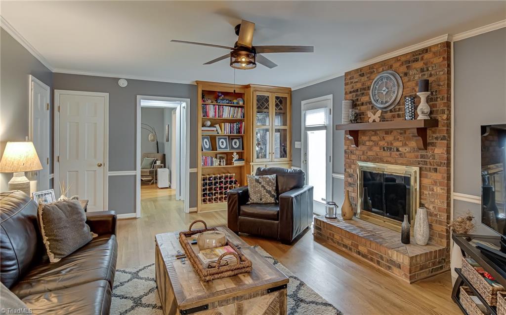 property viewer photo 5