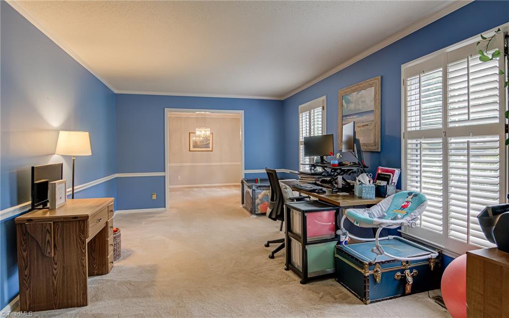 property viewer photo 7