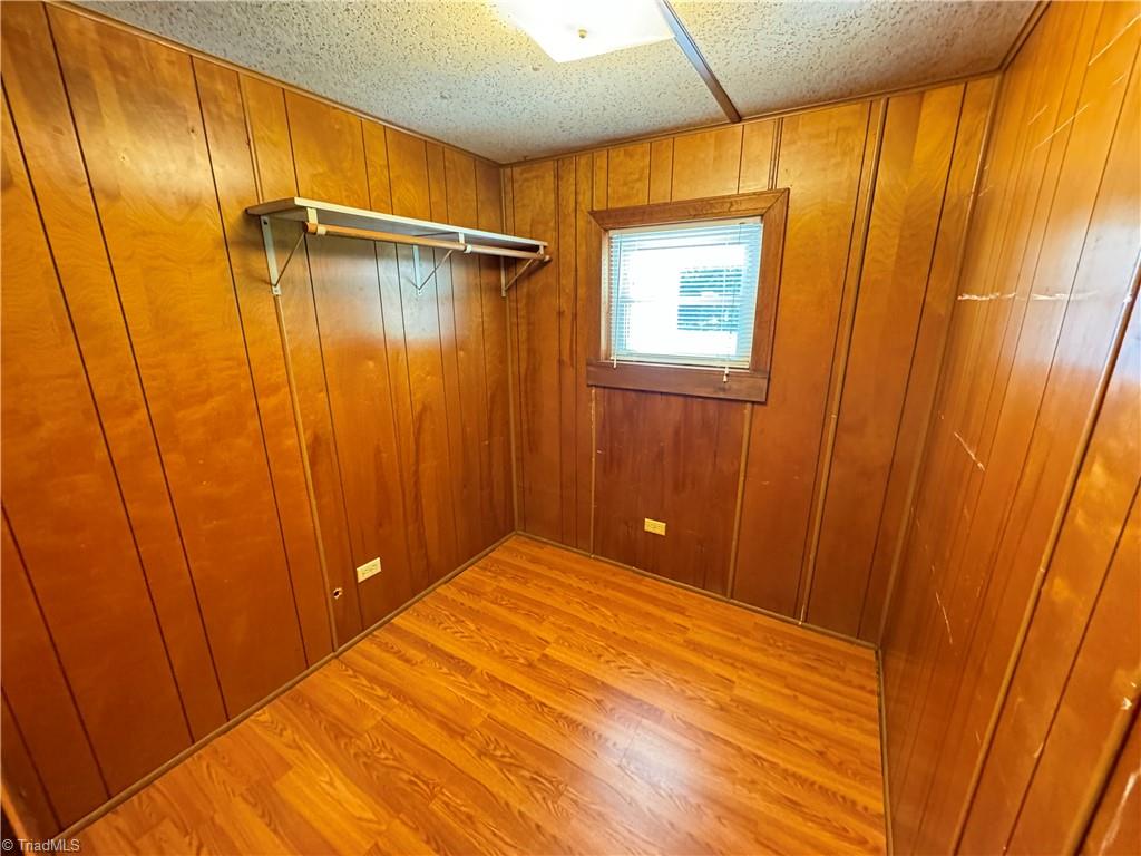 property viewer photo 10